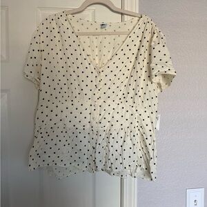 Old Navy Cream and Black Polka Dot V-Neck Blouse